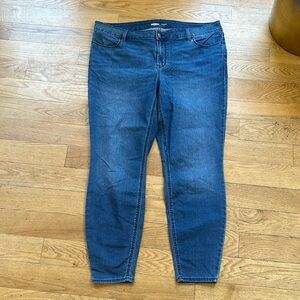 Old Navy skinny midrise jeans